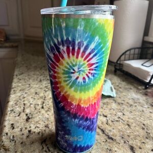 Swig Tie-Dye Tumbler